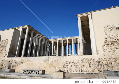 Museum of Modern Art, Paris 9942218