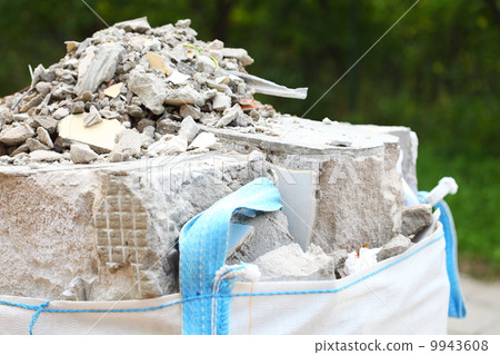 Full construction waste debris rubble bags Full construction waste debris rubble bags 9943608