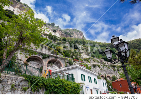 Amalfi 9945705