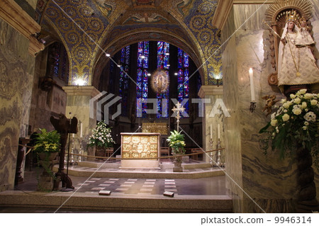 Aachen Cathedral (Germany) 9946314