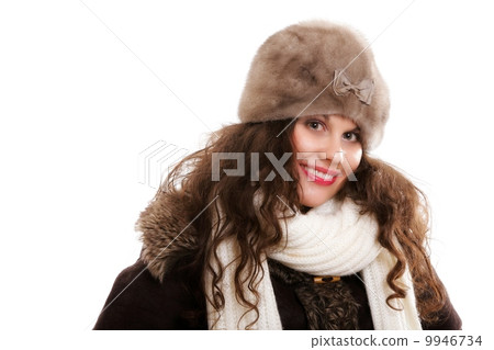 woman in warm clothing winter fashion woman in warm clothing winter fashion 9946734