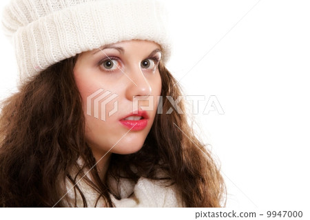 woman in warm clothing winter fashion 9947000