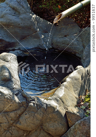 Kiyosumi garden · Kyoto Hozugawa stone water pot Kiyosumi garden · Kyoto Hozugawa stone water pot 9951637