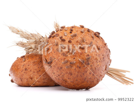hamburger bun or roll  and wheat ears bunch  cutout 9952322