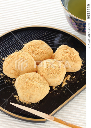 Kinako rice cake 9953339
