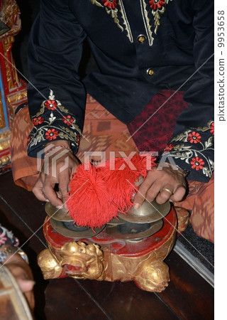 Indonesian Balinese traditional culture 9953658