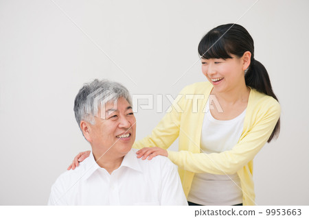 Senior father and daughter Senior father and daughter 9953663