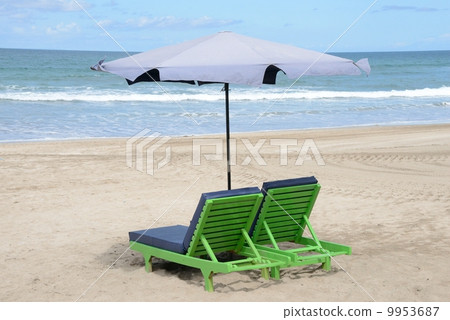 印尼巴厘島庫塔海灘 9953687