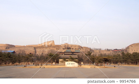 China Ungerung Cave Panorama 9954766