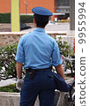 photo of police officer 9955994