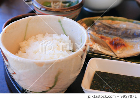 Delicious Japanese breakfast 9957871
