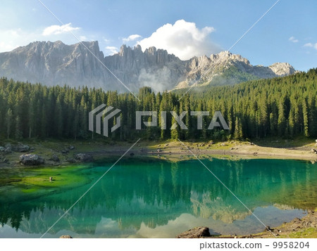 意大利·多洛米蒂·卡雷扎湖 意大利·多洛米蒂·卡雷扎湖 9958204