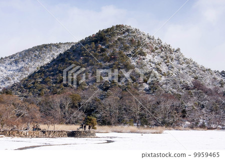 Snow Hirosawa pond 9959465