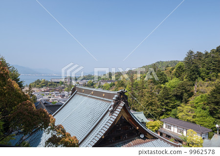 The cathedral 9962578