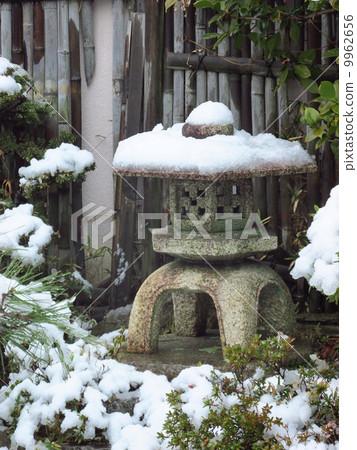 下雪天的燈籠 9962656