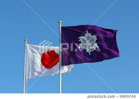 國旗和東京消防局的旗幟 9969248