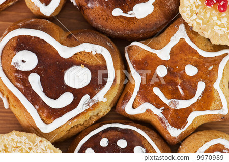 Tasty gingerbread cookies Tasty gingerbread cookies 9970989