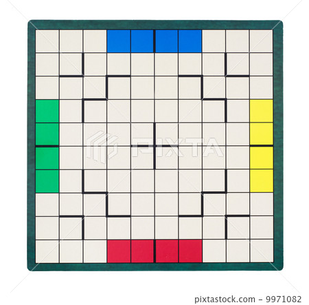 Empty square game board 9971082