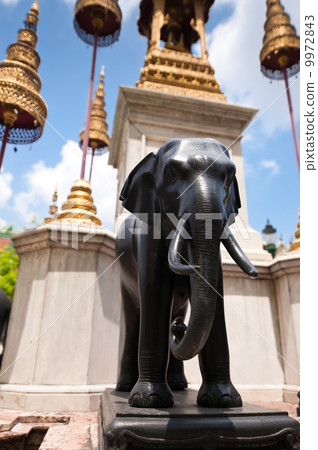 Elephant statue at Wat Phra Kaeo Temple. Bangkok, Thailand 9972843