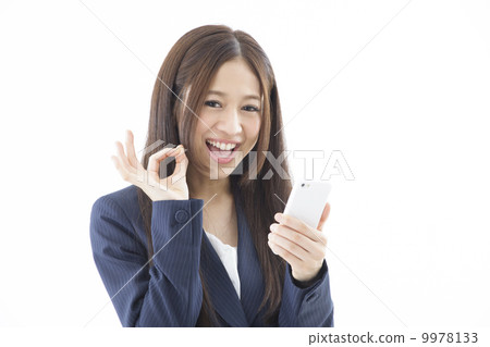 年輕的女士 年輕的女士 9978133