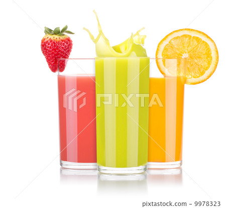 tasty summer fruit drinks in glass with splash tasty summer fruit drinks in glass with splash 9978323