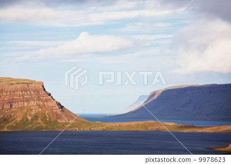 Iceland coast Iceland coast 9978623