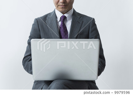 Middle / Senior Business Middle / Senior Business 9979596