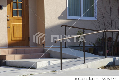 Front door slope Longevity society compatible entrance 9980878