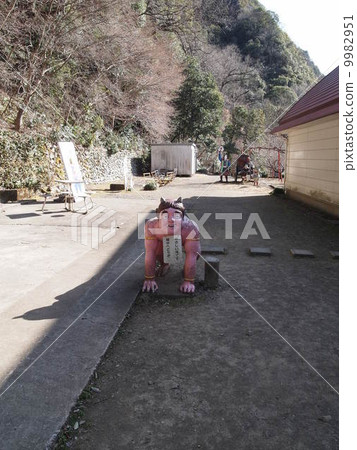 Momotaro Shrine red male Momotaro Shrine red male 9982951