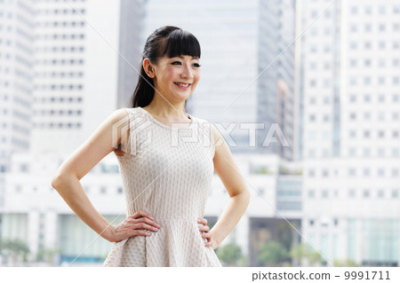 Asia Businesswoman at outdoor Asia Businesswoman at outdoor 9991711