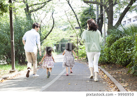 Family to wager Family to wager 9998950