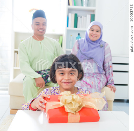 birthday present. 10003758