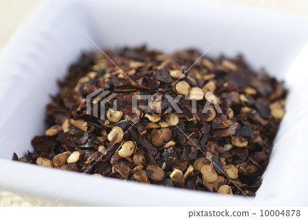 Dry chilli flakes 10004878