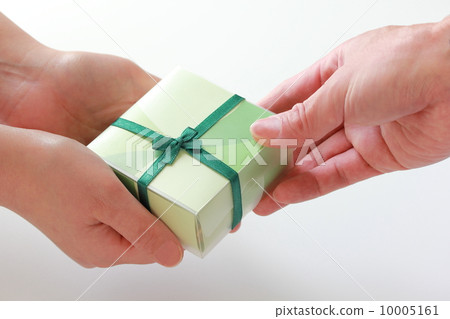 Present Present 10005161
