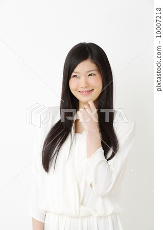 年輕的女士 年輕的女士 10007218
