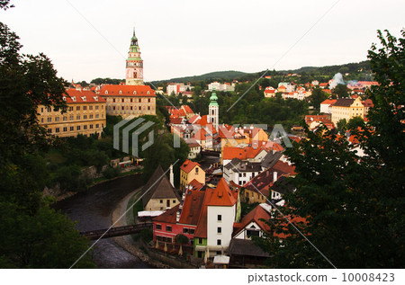 The townscape of Czech Republic, Cesky Krumlov and the Vltava River 10008423