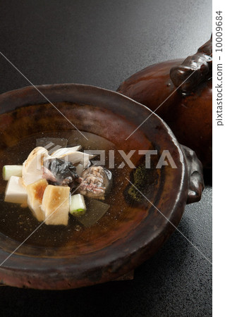 Turtle hot pot 10009684