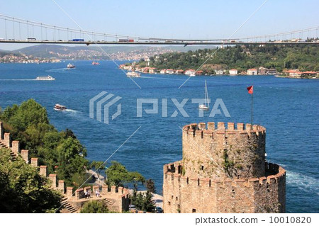 The Bosphorus Strait Of Istanbul And Rumeli Stock Photo 10010820 Pixta