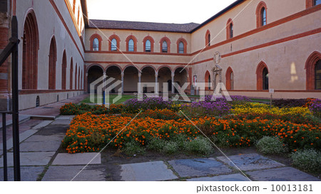 Sforzesco castle 10013181