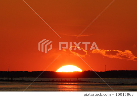 Noshima半島(Okaicho)的夕陽紅 Noshima半島(Okaicho)的夕陽紅 10015963
