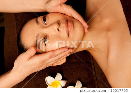 中年女性美學（由專業美學家治療） 10017705