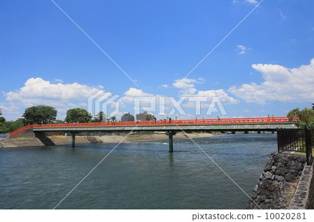 在京都宇治河的朝霧橋 10020281