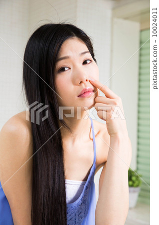 護膚品女性 護膚品女性 10024011