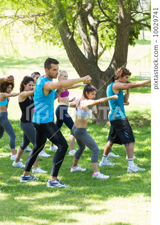 People exercising in the park 10029741
