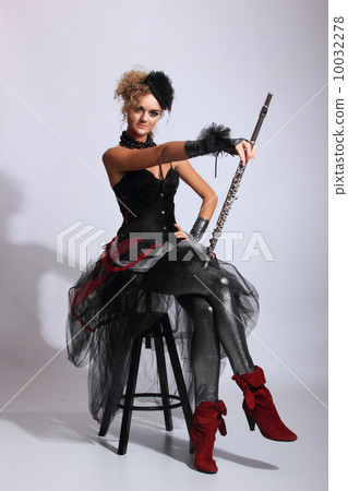 Fashion woman with transverse flute Fashion woman with transverse flute 10032278