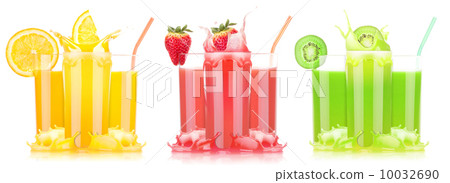 tasty summer fruit drinks in glass with splash tasty summer fruit drinks in glass with splash 10032690