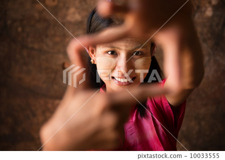 Myanmar girl playing fun. Myanmar girl playing fun. 10033555