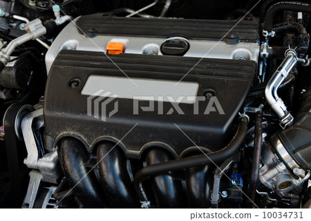 powerful engine 10034731