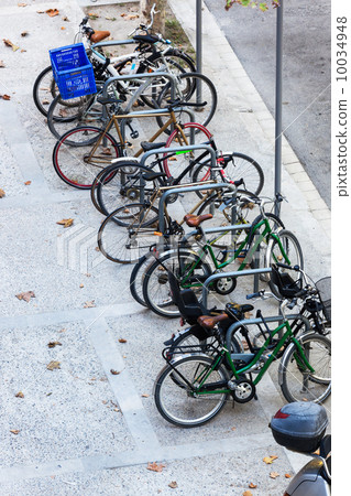 bicycle parking 10034948