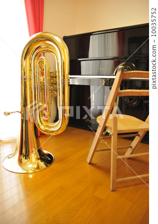 A holiday A holiday 10035752